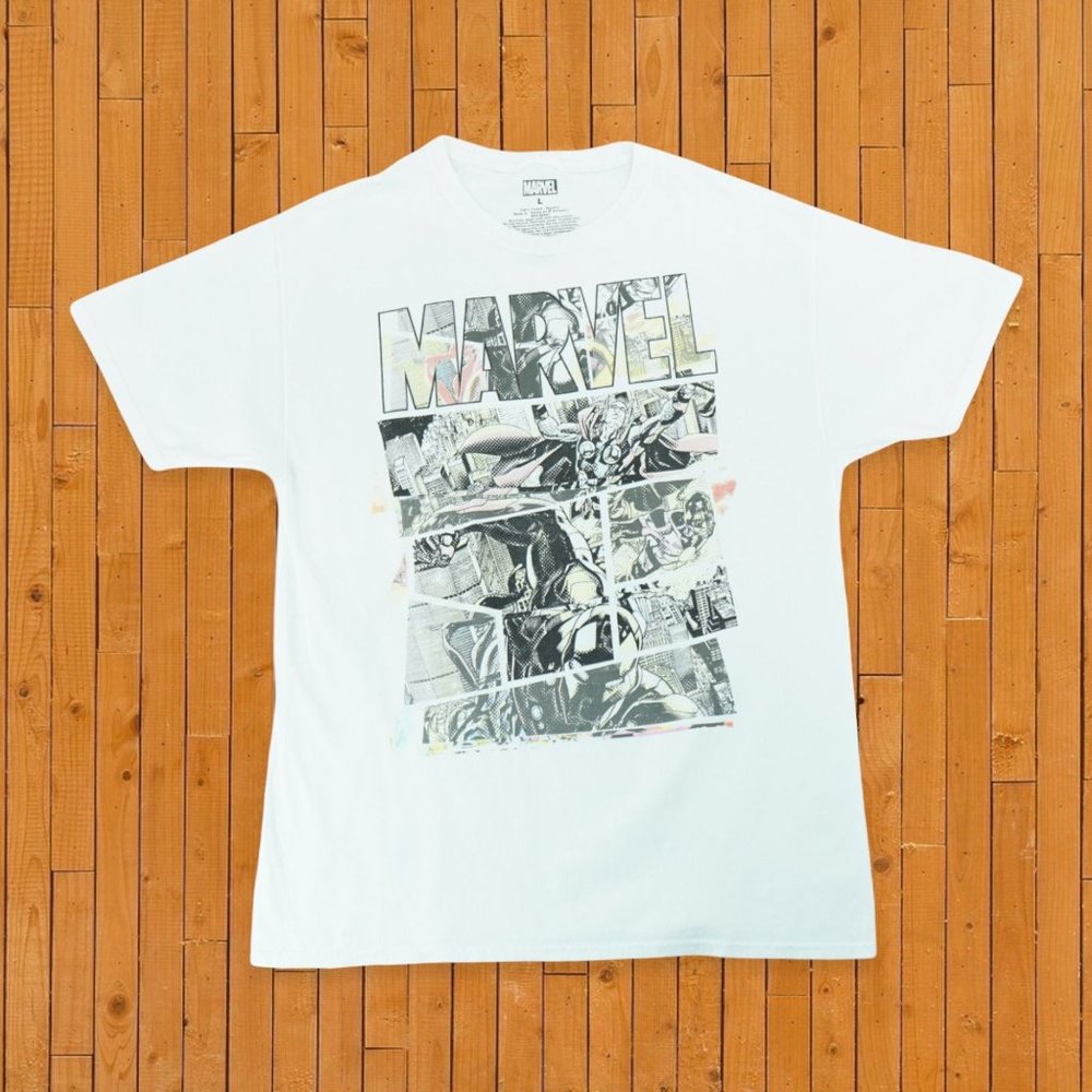 Marvel Men's White "Marvel Avengers" 100% Cotton T-Shirt -Size Large Thor Kree